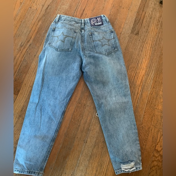 Star Stitched Pockets - Distressed High Waisted Mom Jeans - The Zinnia - Picture 7 of 8